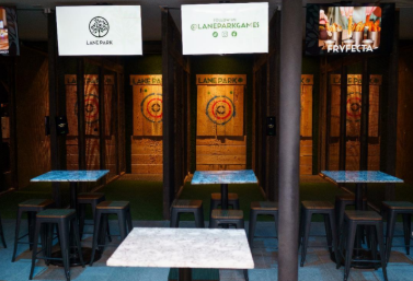 axe throwing at lane park in old town scottsdale